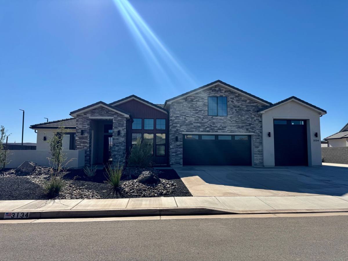 House for rent at 3134 E Blue Heron Dr, Saint George, UT 84790
