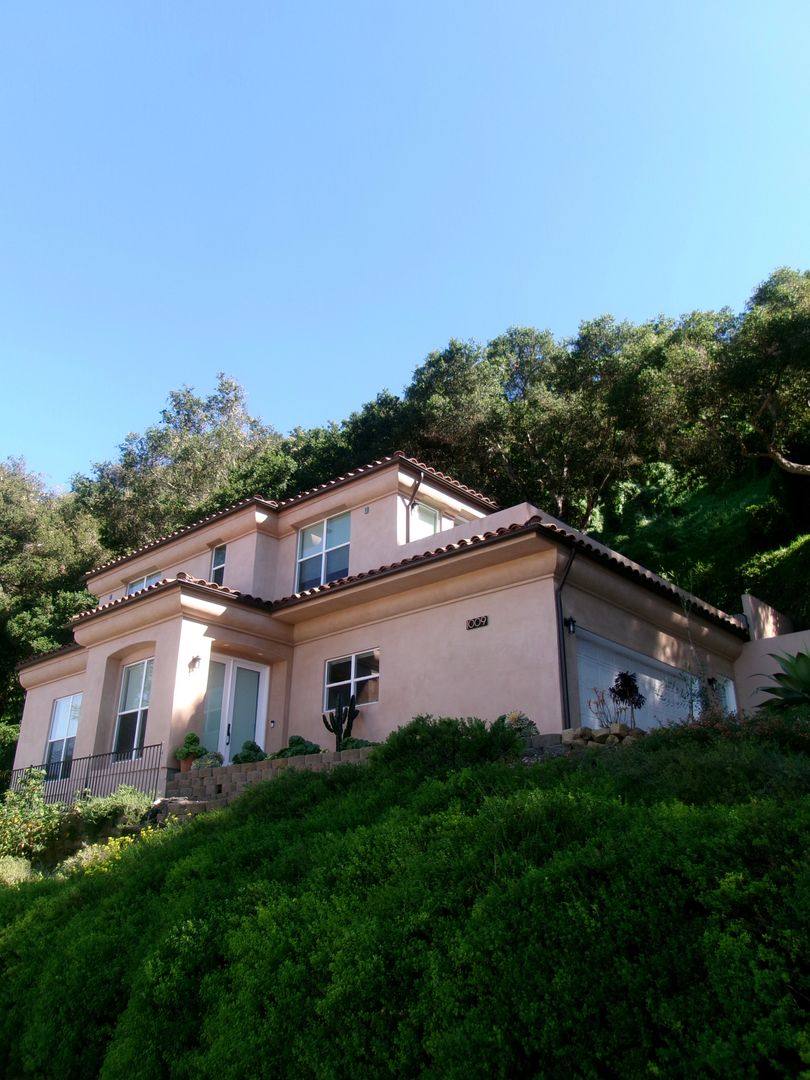 Apartment for rent at 1001-1009 Chino St, Santa Barbara, CA 93101