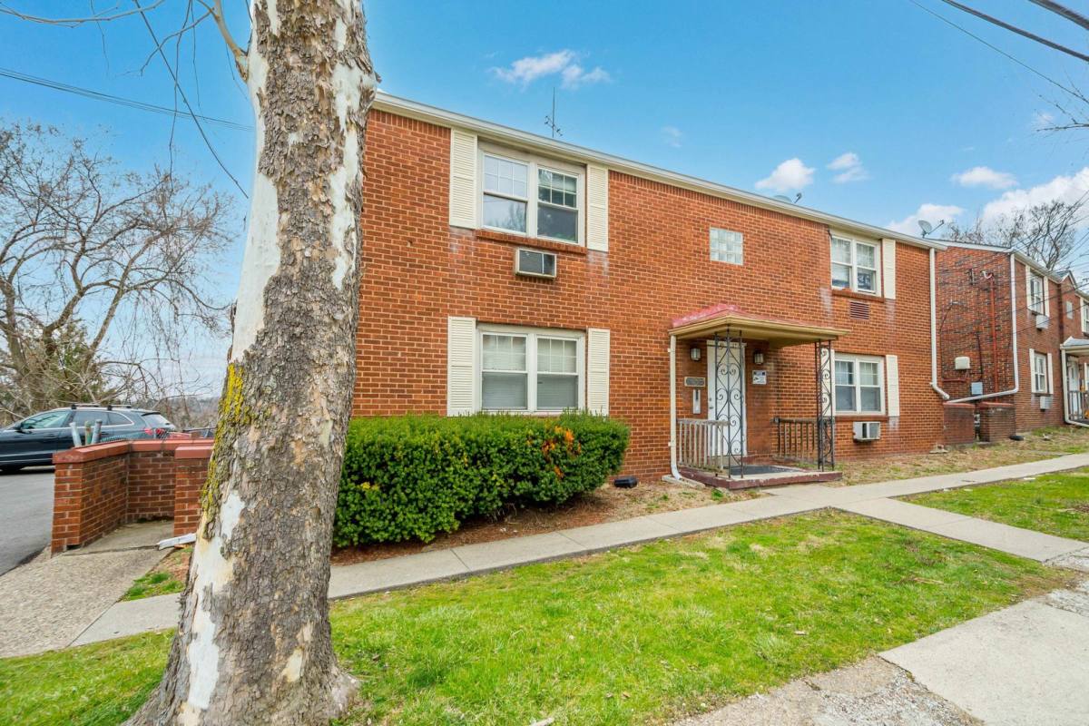 Apartment for rent at 11515-11523 Frankstown Rd, Pittsburgh, PA 15235