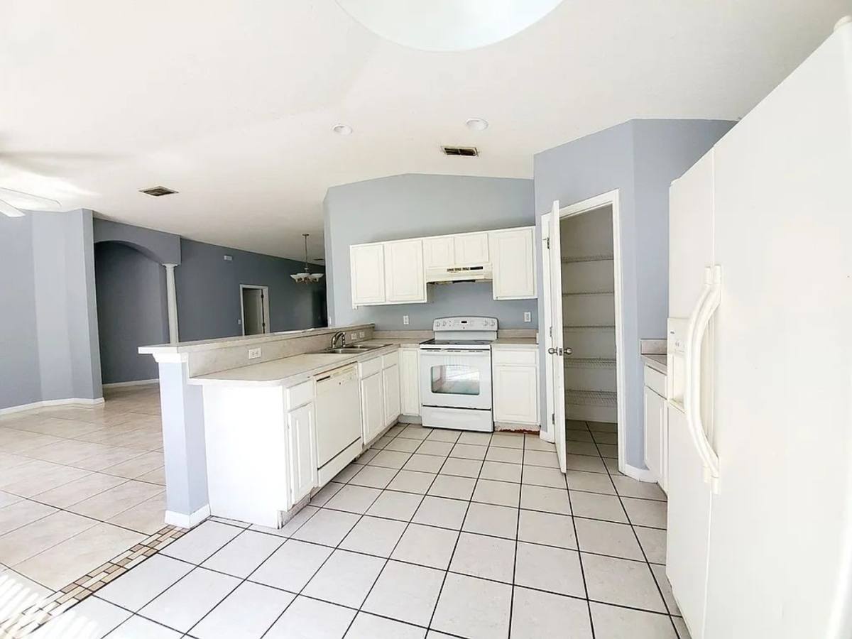 House for rent at 2953 Marbella Dr, Kissimmee, FL 34744