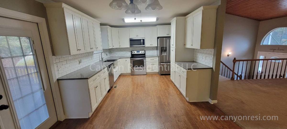 House for rent at 6141 Blue Ash Dr, Ooltewah, TN 37363