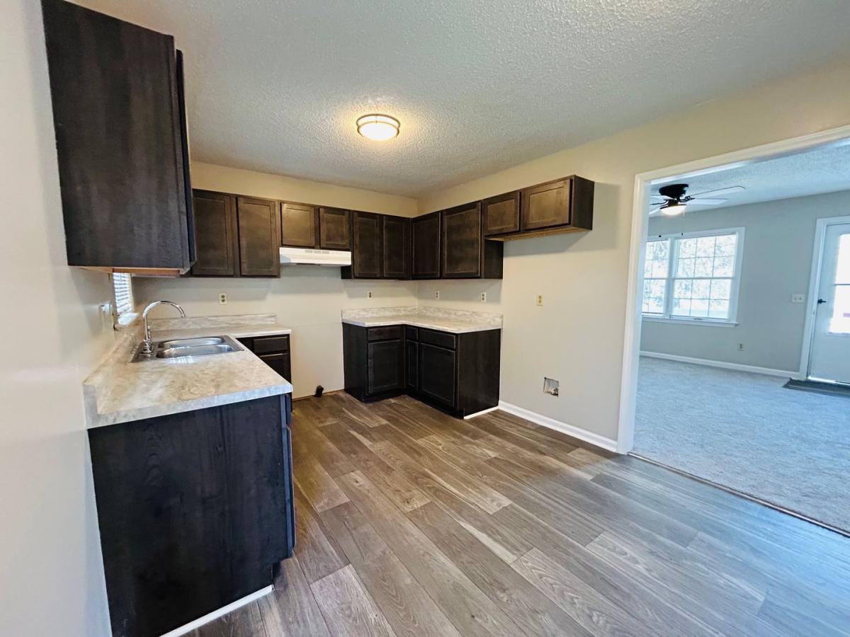 Apartment for rent at 404 Poplar St, Asheboro, NC 27203