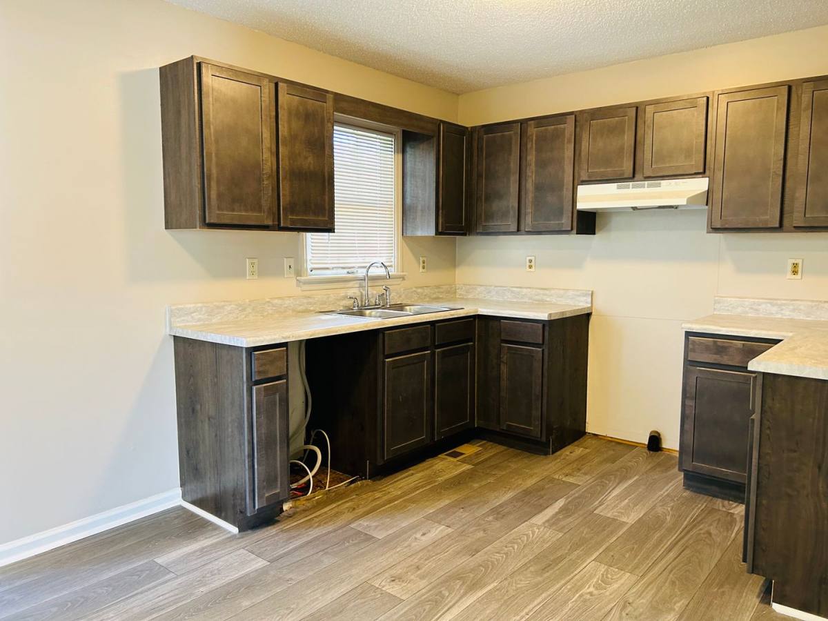 Apartment for rent at 404 Poplar St, Asheboro, NC 27203