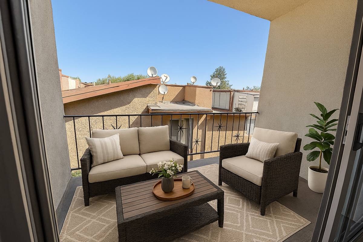 Apartment for rent at 5452 Lindley Ave, Encino, CA 91316