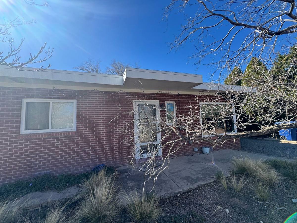 House for rent at 825 Adams St NE, Albuquerque, NM 87110