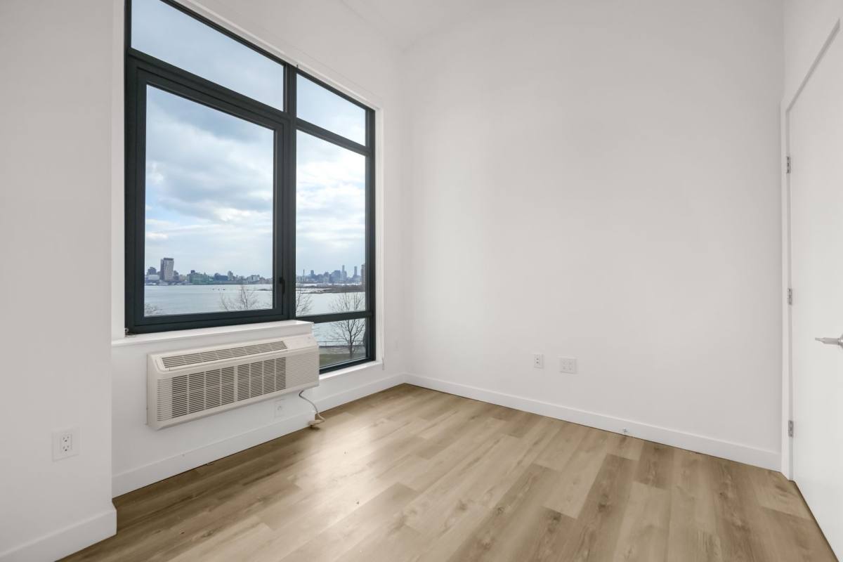 Apartment for rent at 805 Harbor Blvd, Weehawken, NJ 07086