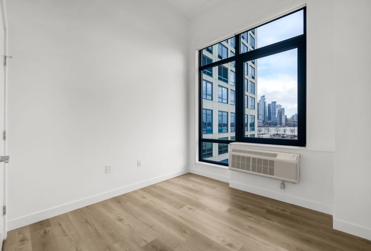 Apartment for rent at 805 Harbor Blvd, Weehawken, NJ 07086