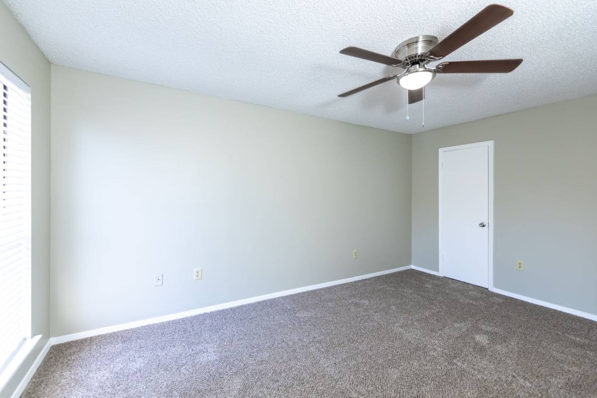 Apartment for rent at 1867 Poplar Pines Dr, Memphis, TN 38117