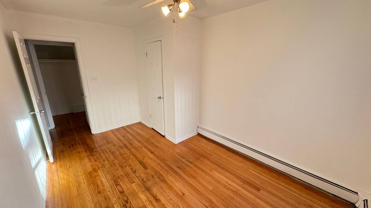 Apartment for rent at 1005 W 35th Ave, Gary, IN 46408