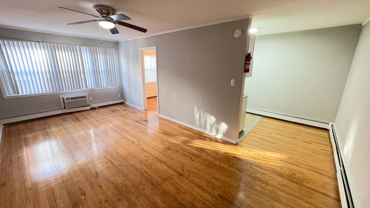 Apartment for rent at 1005 W 35th Ave, Gary, IN 46408