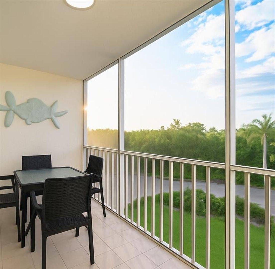 Townhouse for rent at 5 Bluebill Ave, Naples, FL 34108