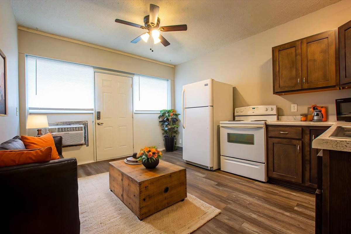 Apartment for rent at 11501 Richland Dr, Omaha, NE 68138