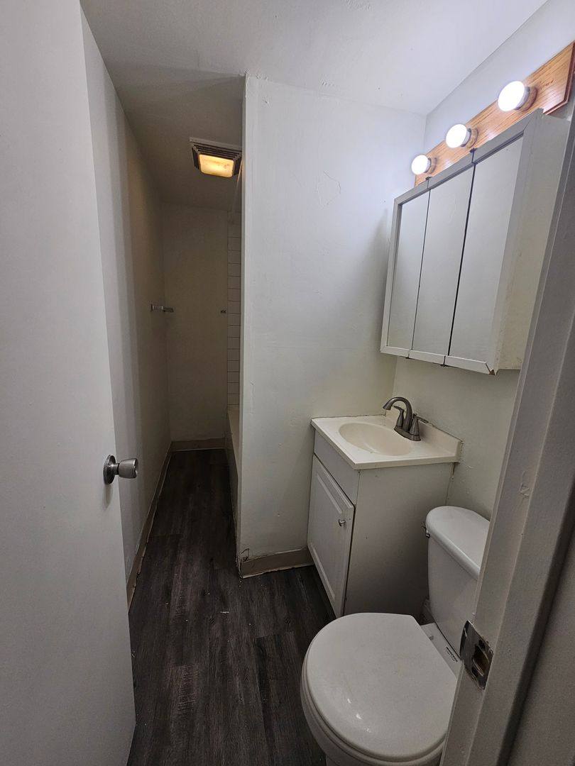 Apartment for rent at 2824 8th Ave, Rock Island, IL 61201