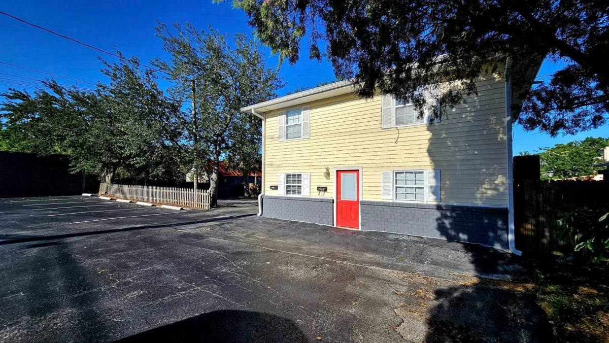 Apartment for rent at 802 Forrest Ave, Cocoa, FL 32922