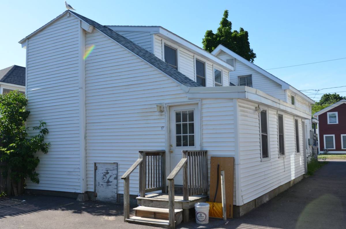 Apartment for rent at 15-17 Peru St, Burlington, VT 05401