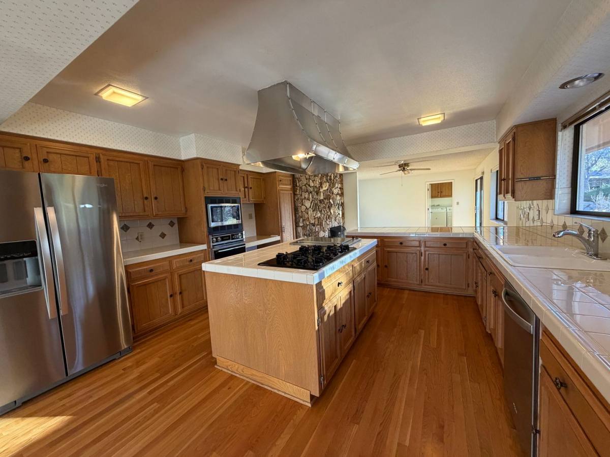 House for rent at 2435 Lake Ridge Shores E, Sparks, NV 89436