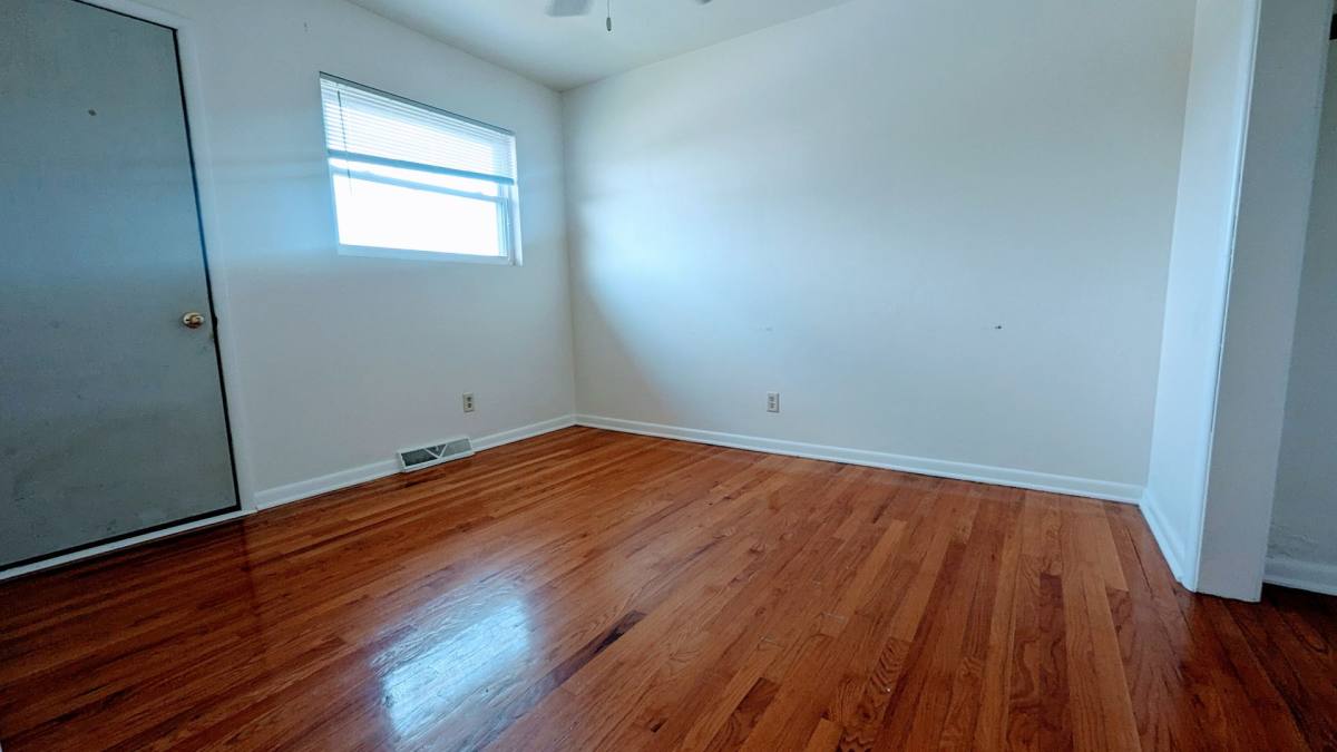Apartment for rent at 1617 Randolph Rd, Janesville, WI 53545