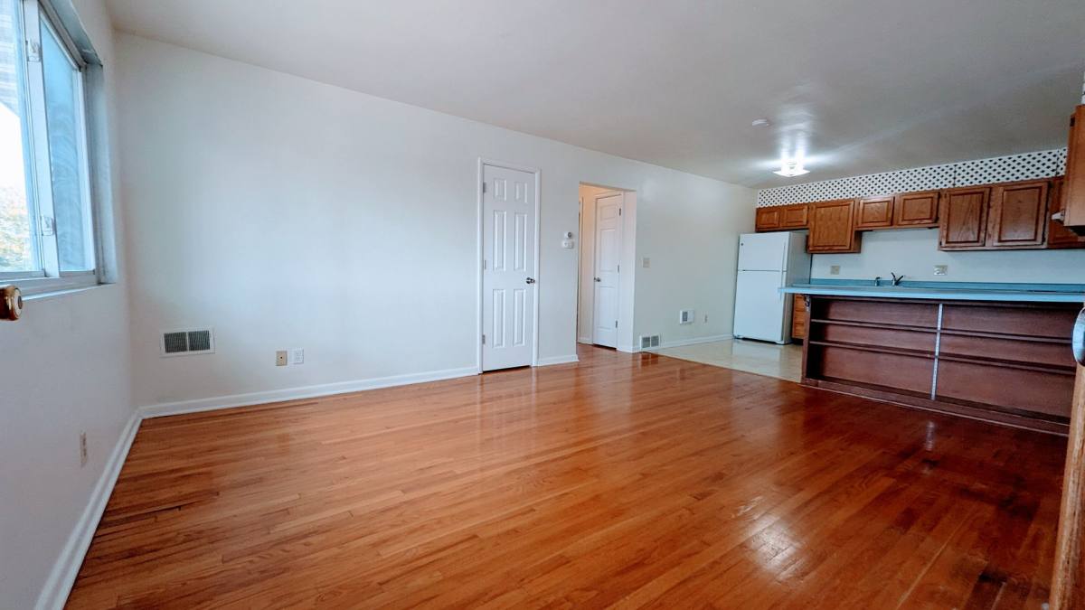 Apartment for rent at 1617 Randolph Rd, Janesville, WI 53545