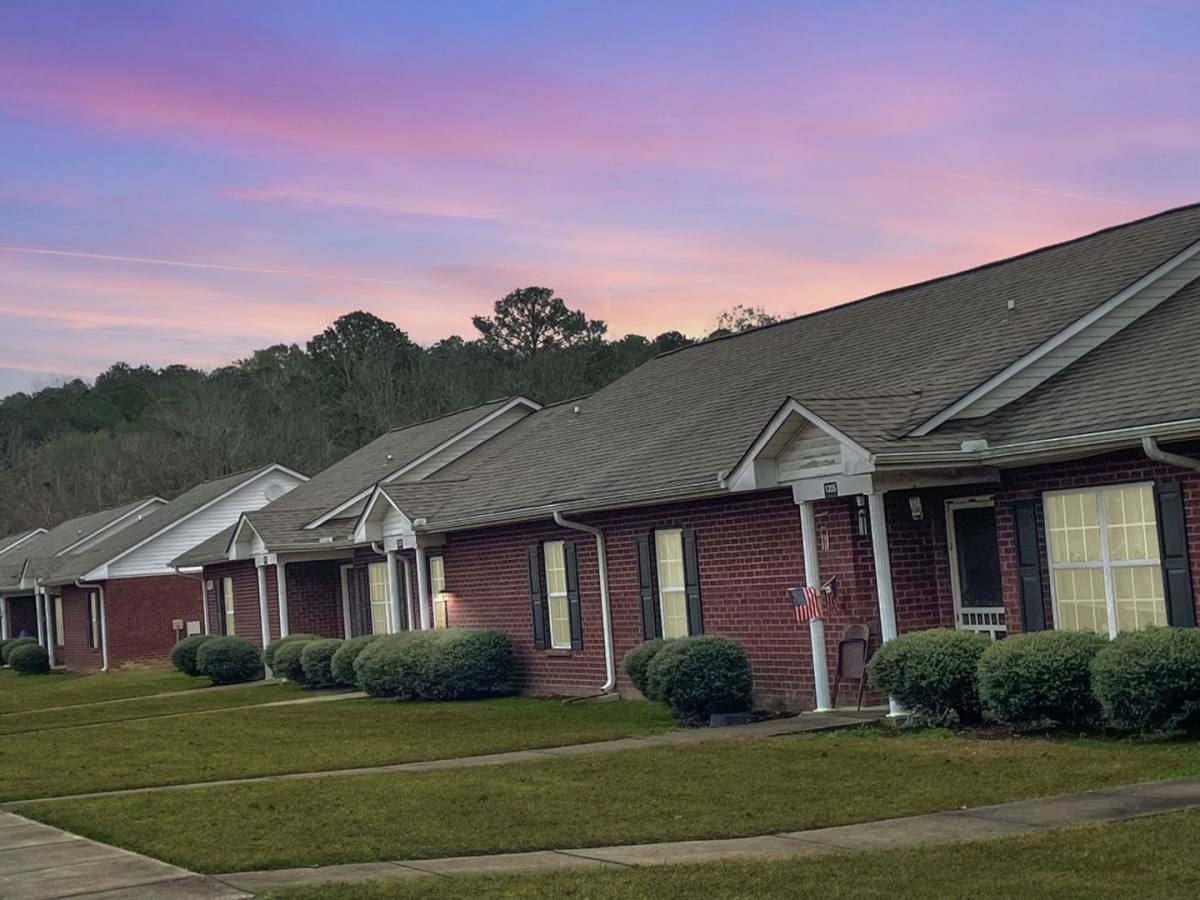 Apartment for rent at 312 7th Court N, Pell City, AL 35125