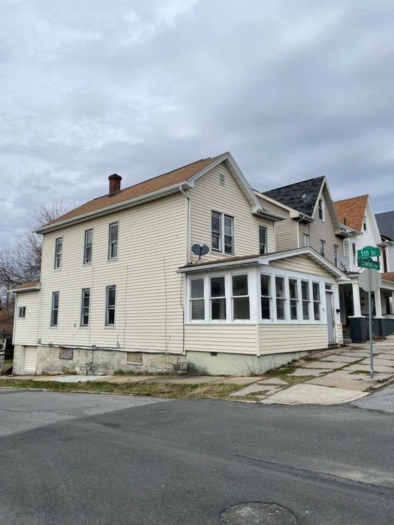 House for rent at 436 Crawford Ave, Altoona, PA 16602
