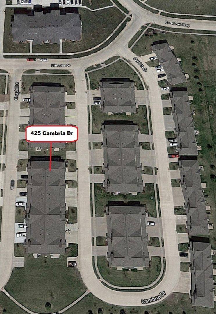 Townhouse for rent at 425 Cambria Dr, North Liberty, IA 52317