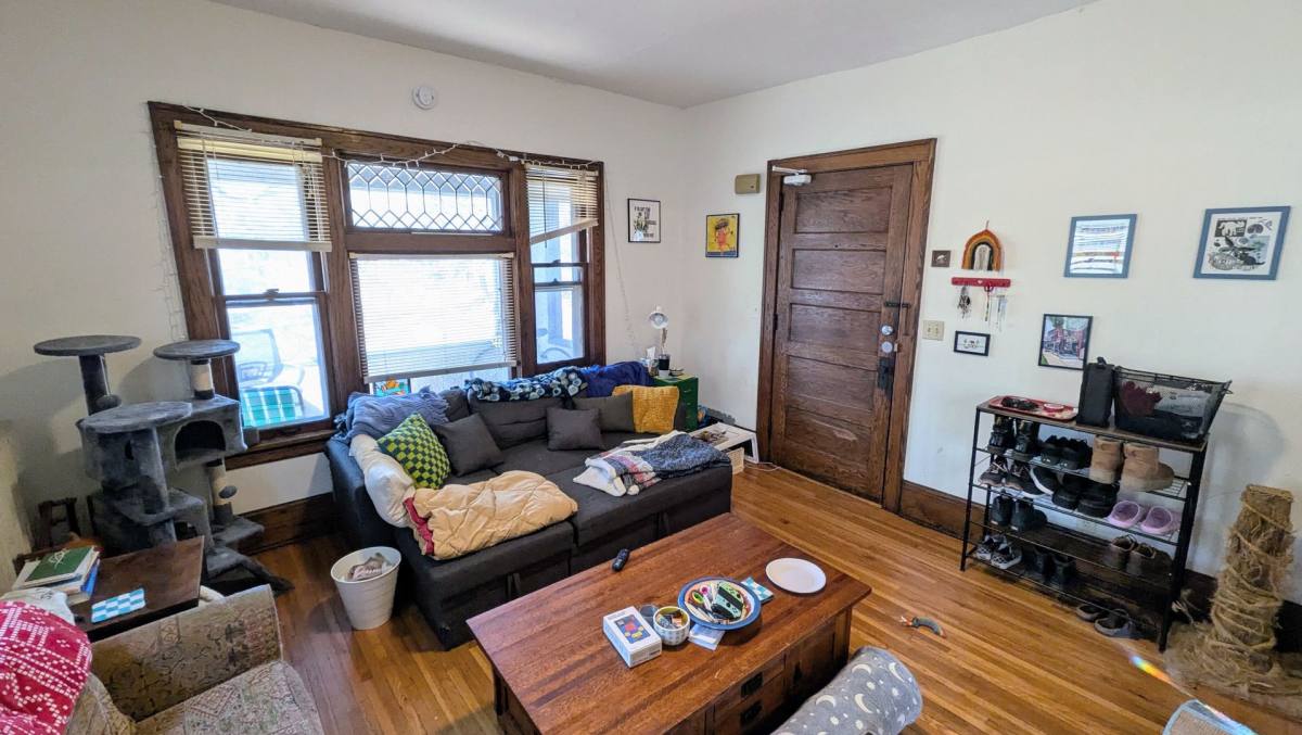 Apartment for rent at 77 Bedford St SE, Minneapolis, MN 55414