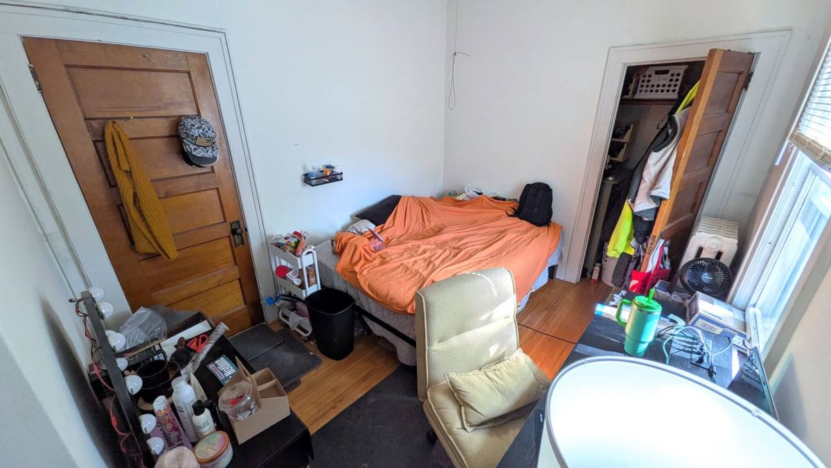 Apartment for rent at 77 Bedford St SE, Minneapolis, MN 55414