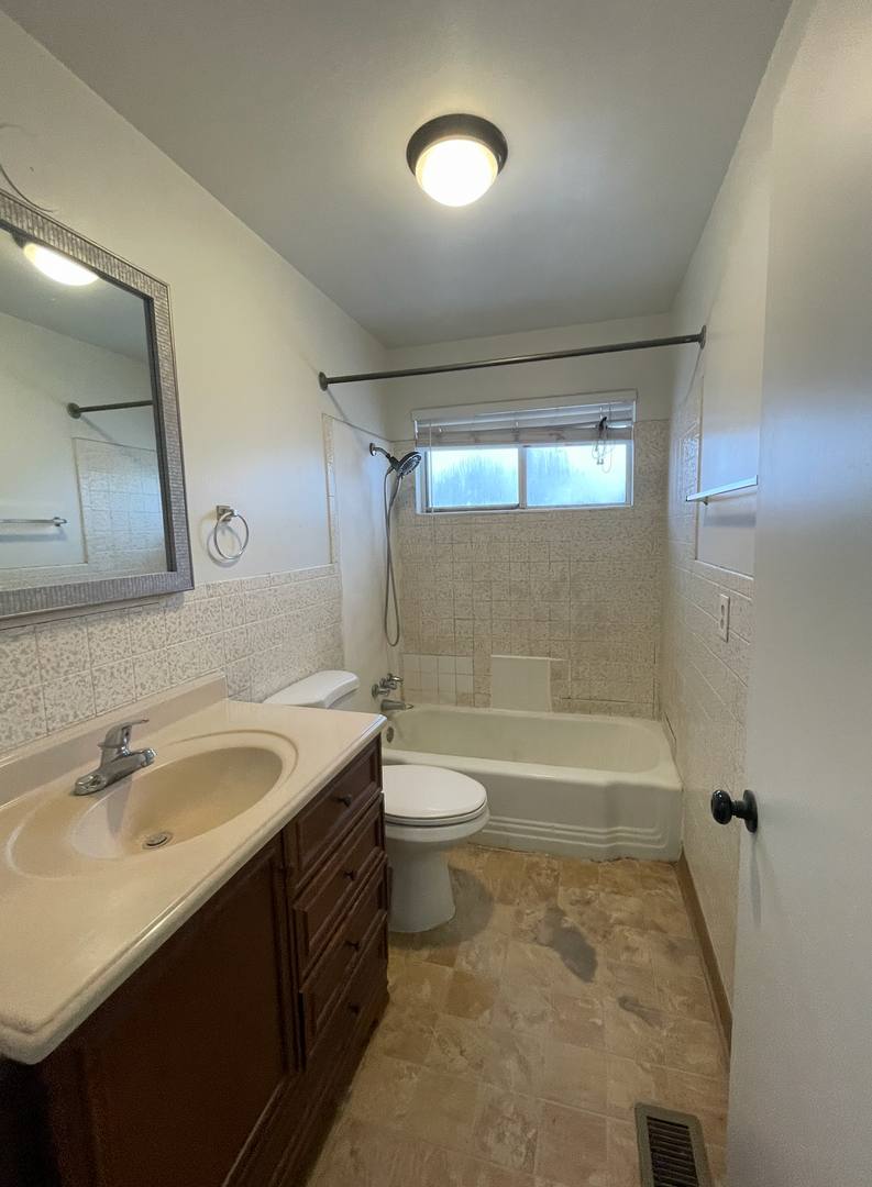 Townhouse for rent at 296 Pages Lane, Bountiful, UT 84010