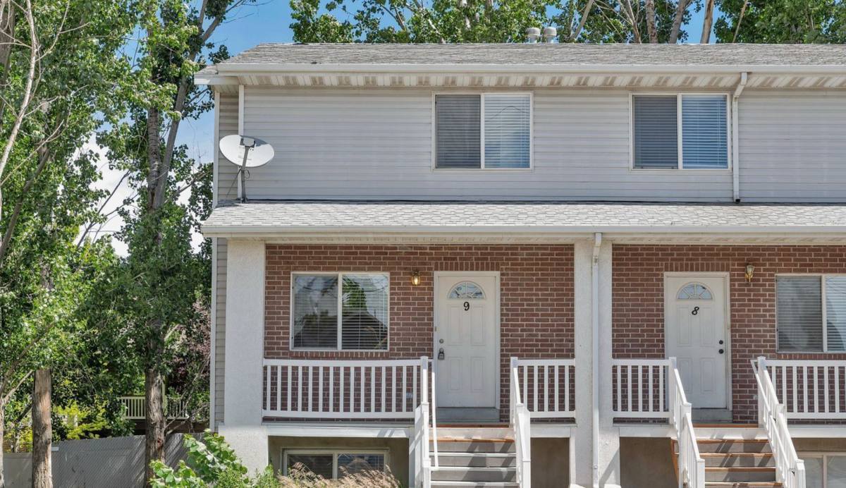 Townhouse for rent at 296 Pages Lane, Bountiful, UT 84010
