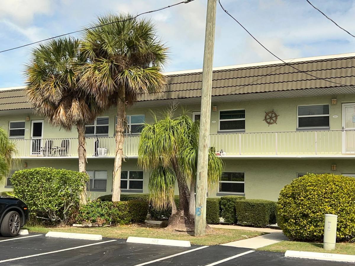 Condo for rent at 1172 Commodore Court, Fort Pierce, FL 34982