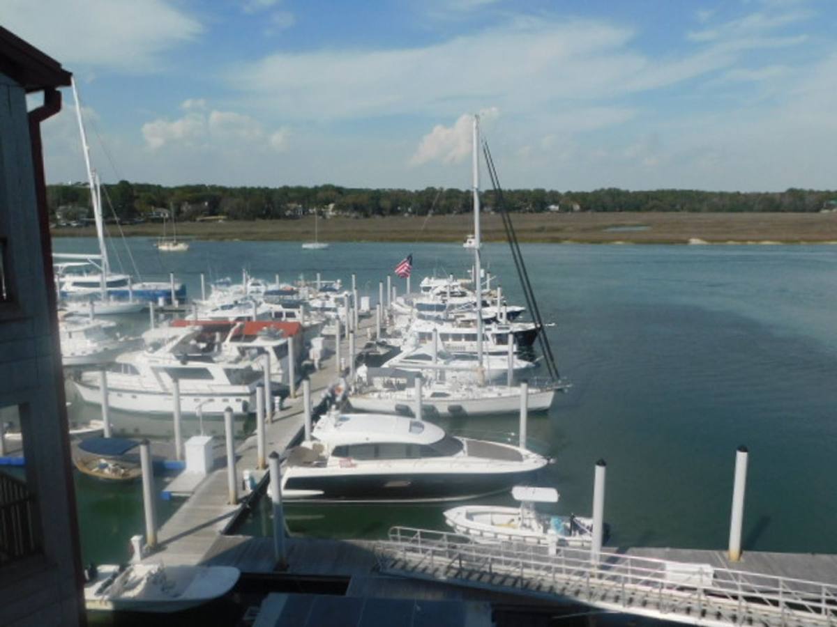 Condo for rent at 100 Helmsman Way #PALMETTO Bay Club, Hilton Head Island, SC 29928