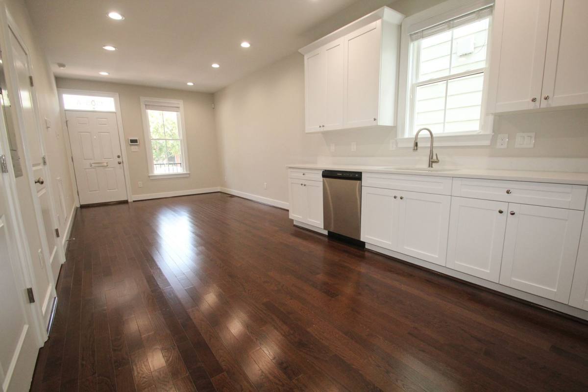 Townhouse for rent at 1505 W Cary St, Richmond, VA 23220