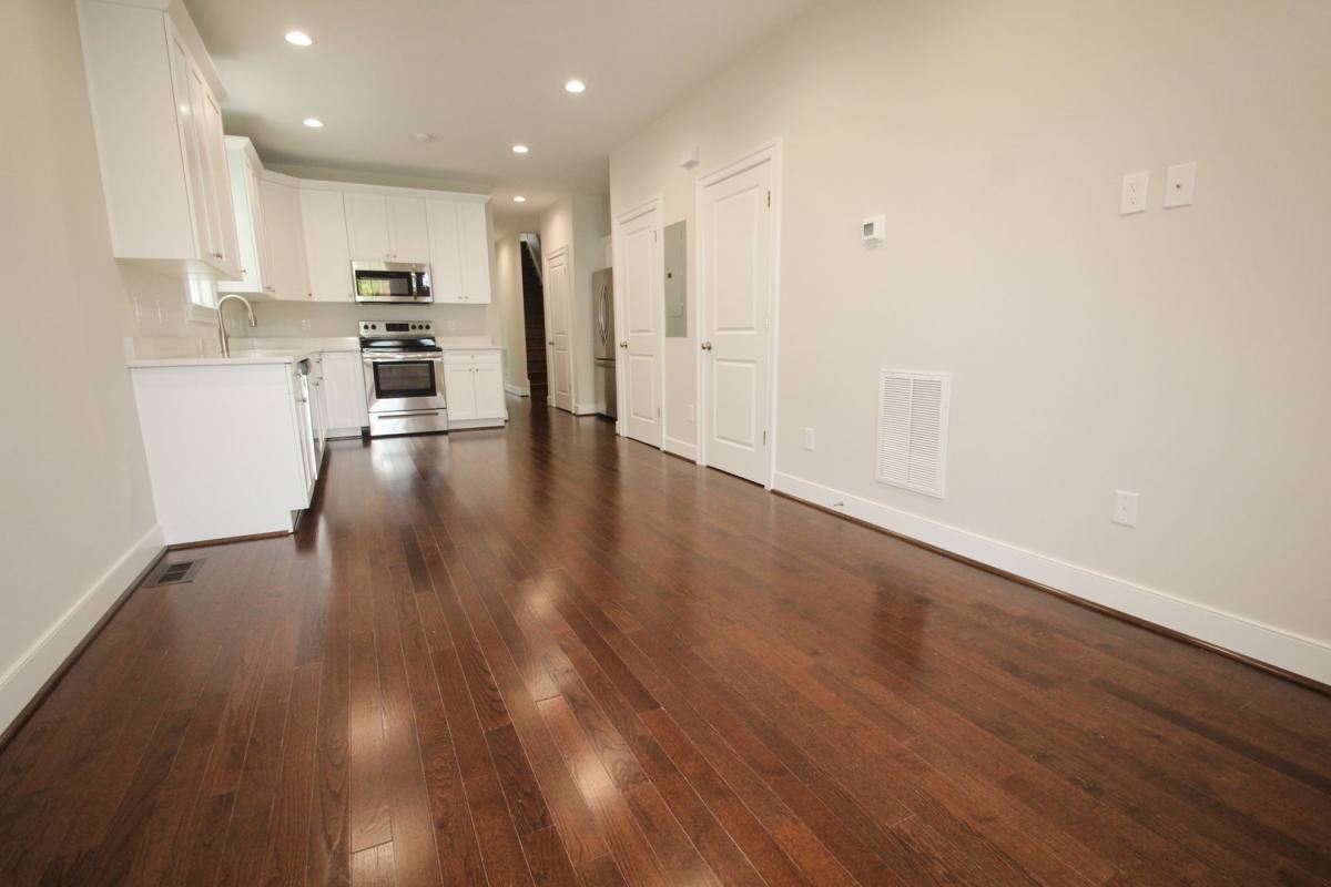 Townhouse for rent at 1505 W Cary St, Richmond, VA 23220