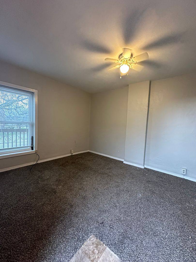 Apartment for rent at 918-920 N 6th St, Lafayette, IN 47904