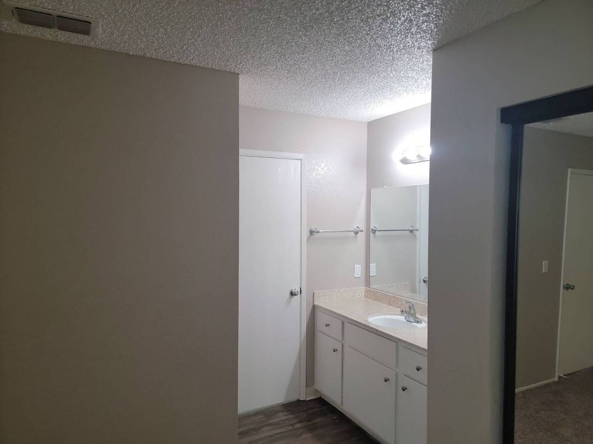 Apartment for rent at 2720 Matheson Way, Sacramento, CA 95864