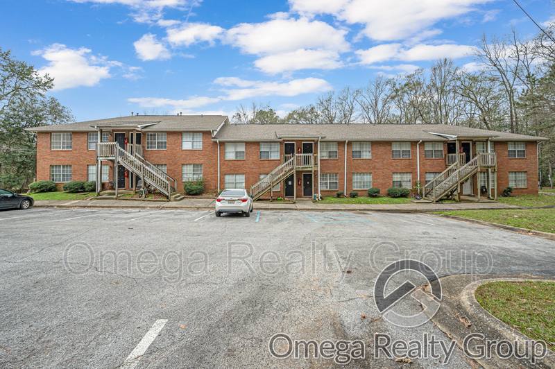 Apartment for rent at 3600 24th St, Northport, AL 35476