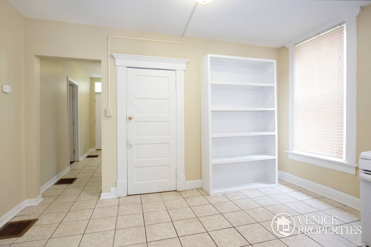 House for rent at 1641 N 4th St, Columbus, OH 43201