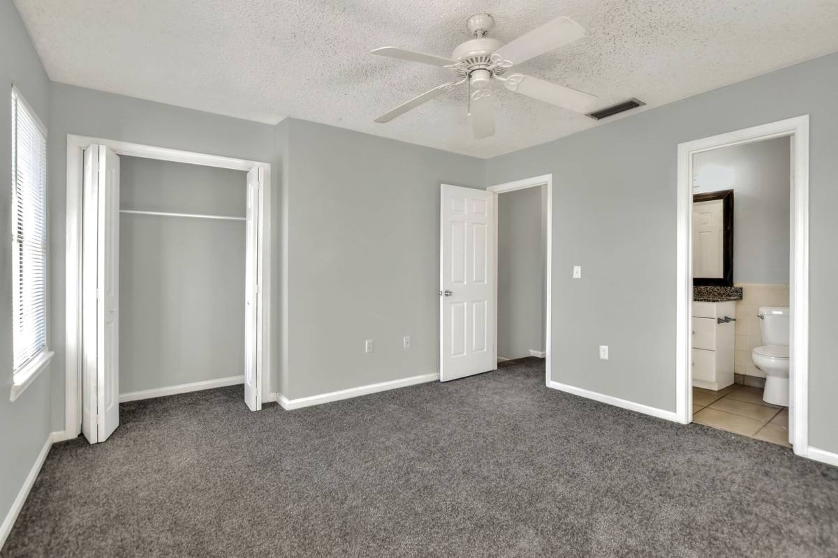 House for rent at 1860 Ave Q SW, Winter Haven, FL 33880