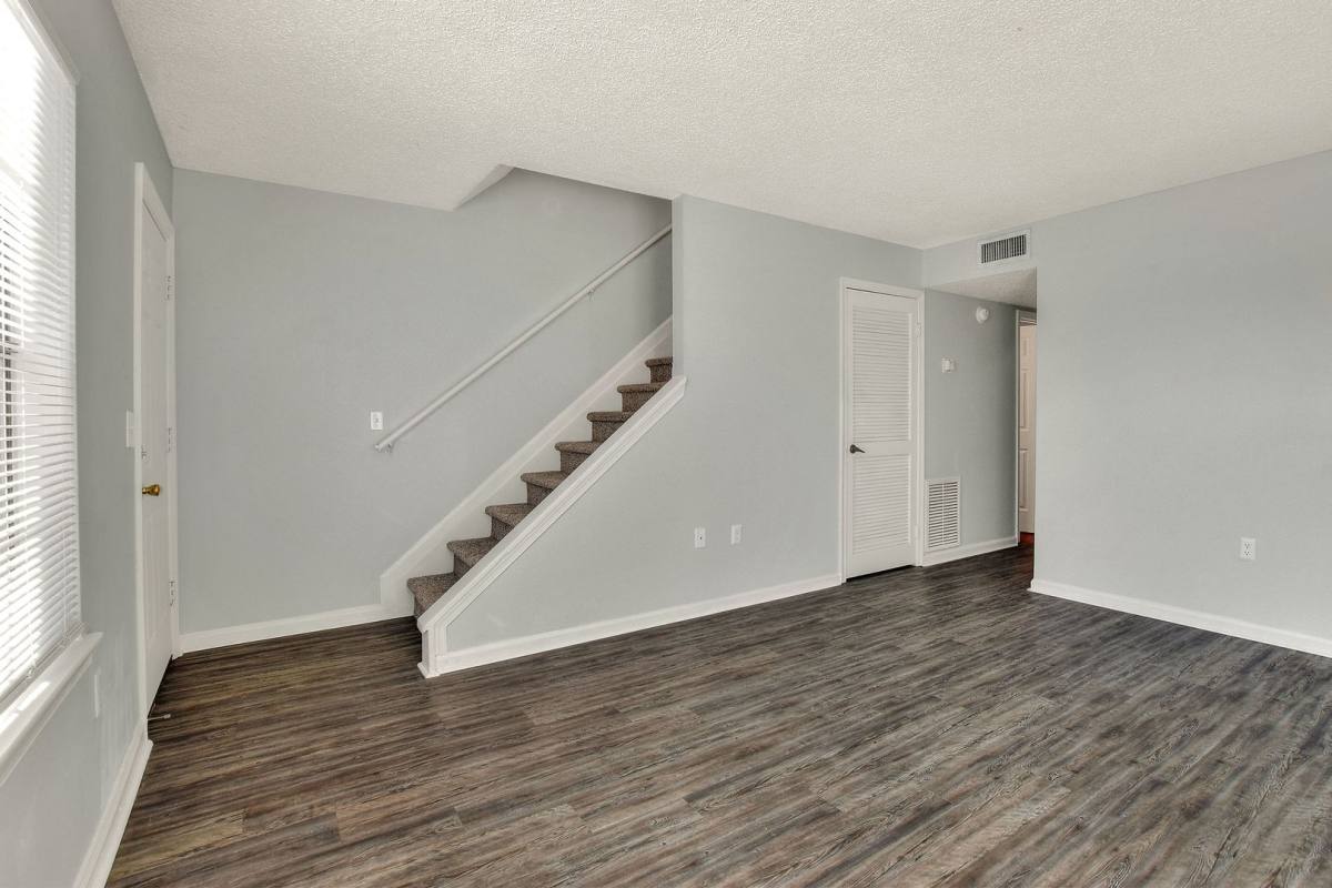 House for rent at 1860 Ave Q SW, Winter Haven, FL 33880