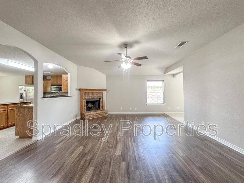 House for rent at 413 Bashaw Lp, Temple, TX 76502