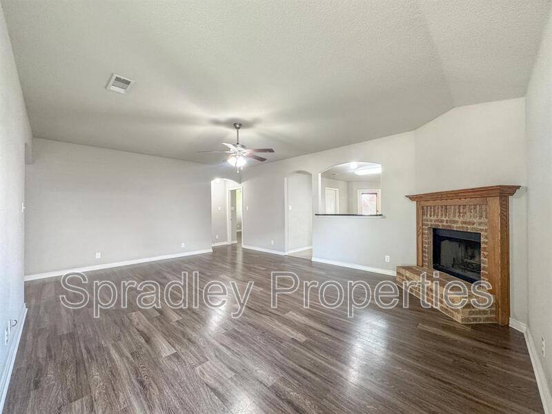 House for rent at 413 Bashaw Lp, Temple, TX 76502
