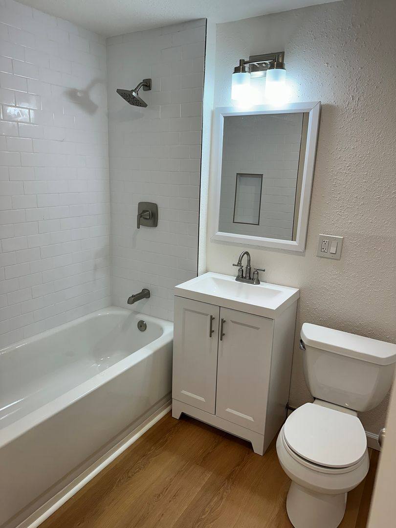 Apartment for rent at 5308-5314 Market St, Emeryville, CA 94608