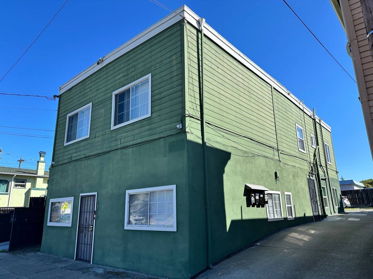 Apartment for rent at 5308-5314 Market St, Emeryville, CA 94608