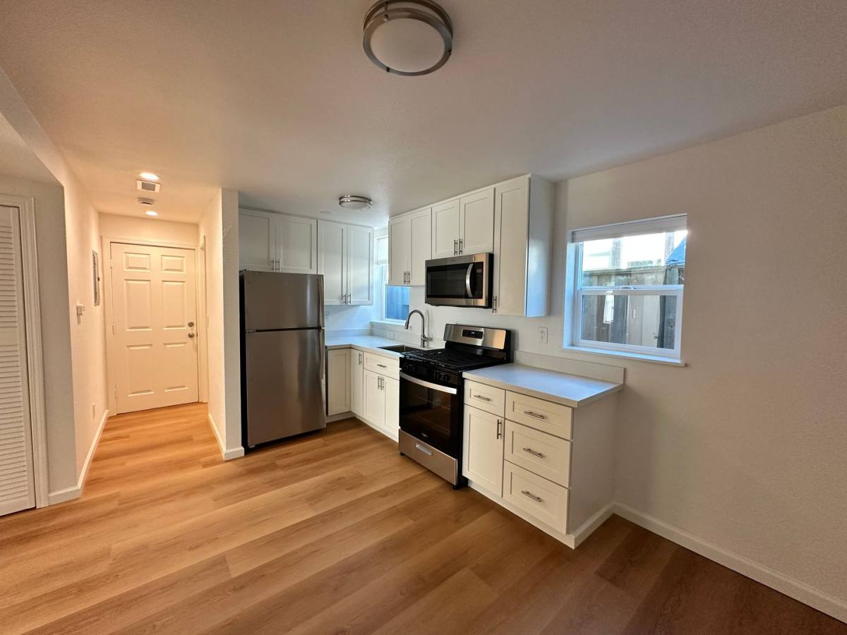 Apartment for rent at 5308-5314 Market St, Emeryville, CA 94608