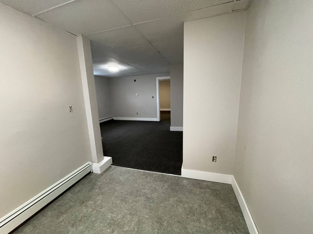 Apartment for rent at 516 W 8th St, Sioux Falls, SD 57104