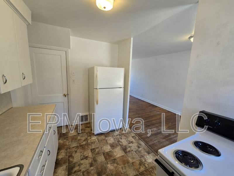 Apartment for rent at 235 Madison St, Waterloo, IA 50703