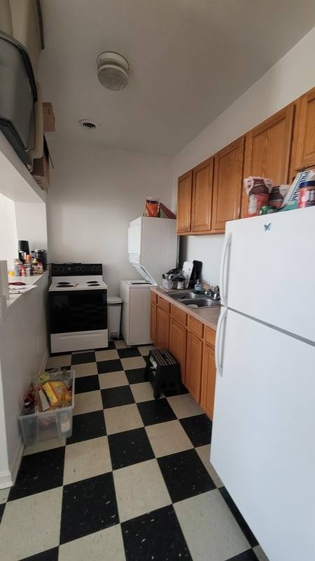 Apartment for rent at 404 W Grace St #3, Richmond, VA 23220