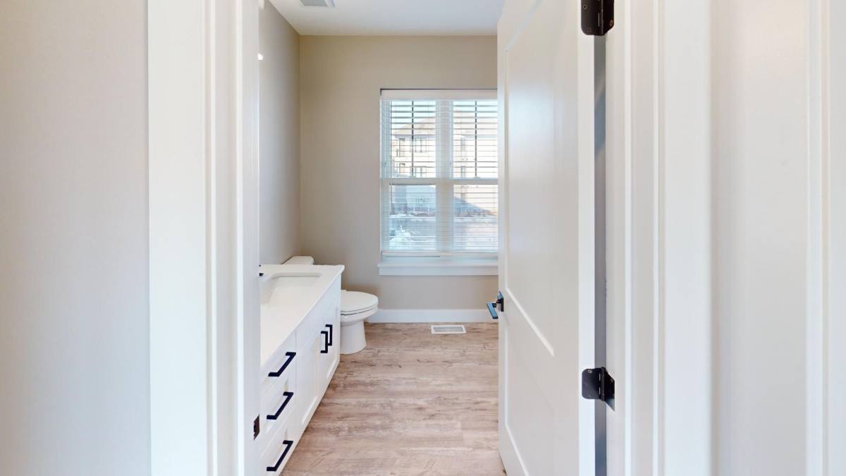 Apartment for rent at 2117-2123 Chancellors Ave, Kearney, NE 68845