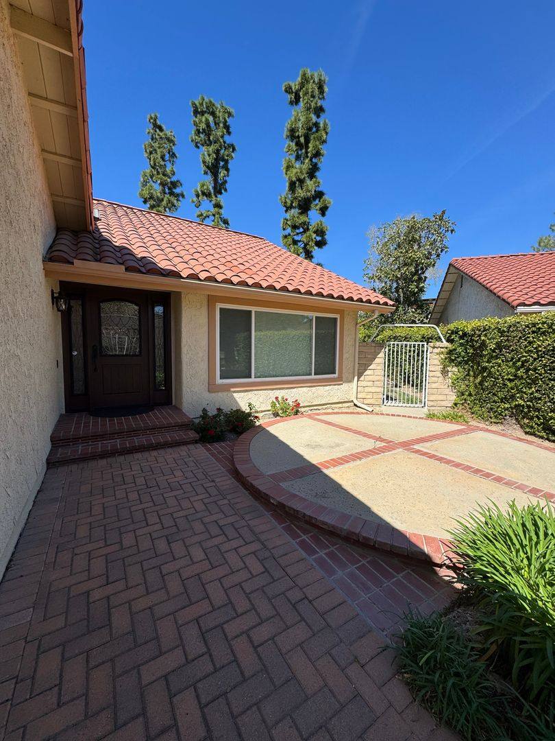 House for rent at 28955 Marlies St, Agoura Hills, CA 91301
