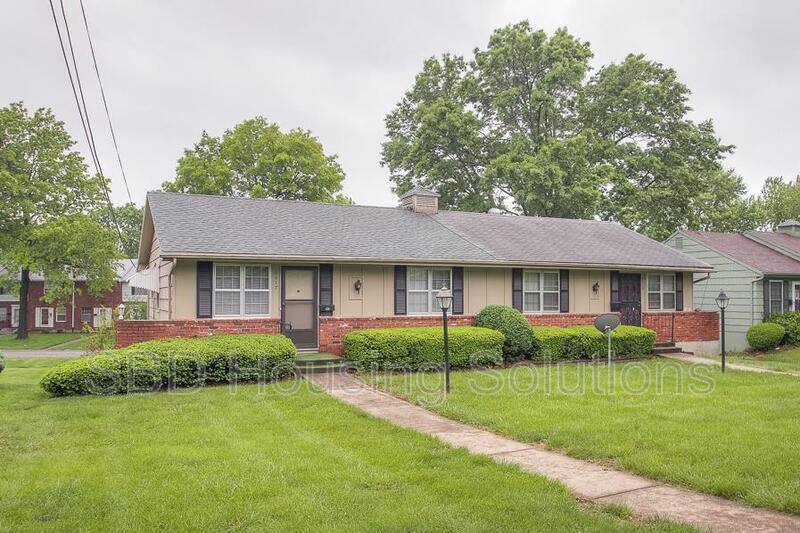 Apartment for rent at 8017 E 87th St, Kansas City, MO 64138